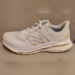 New Balance Fresh Foam 860, in size 10, in colorway ice blue/ thirty watt